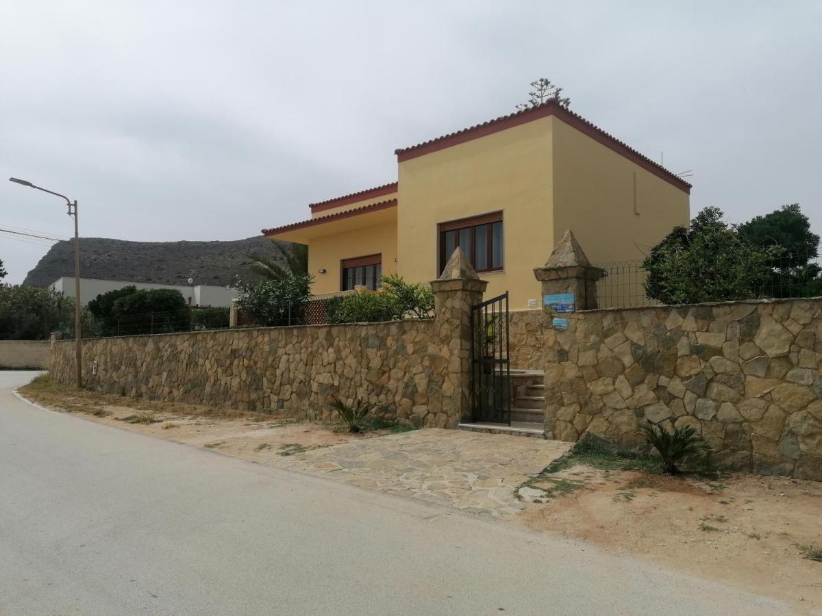 Villetta Scruscio Ri Mare Favignana Bagian luar foto