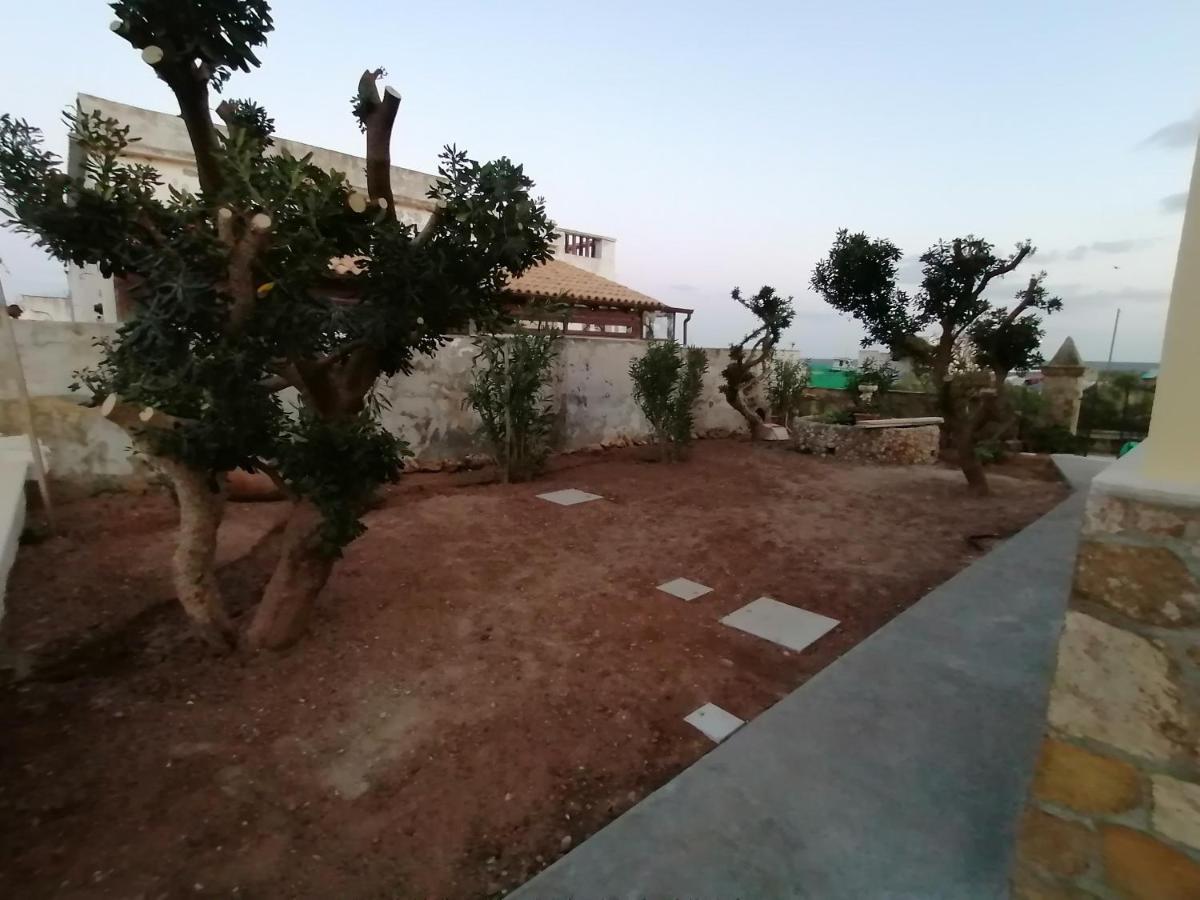 Villetta Scruscio Ri Mare Favignana Bagian luar foto